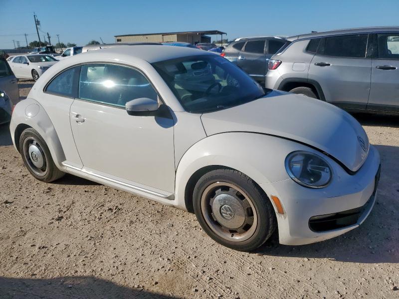 3VWJX7AT1CM659253 - 2012 VOLKSWAGEN BEETLE 白色 照片 4
