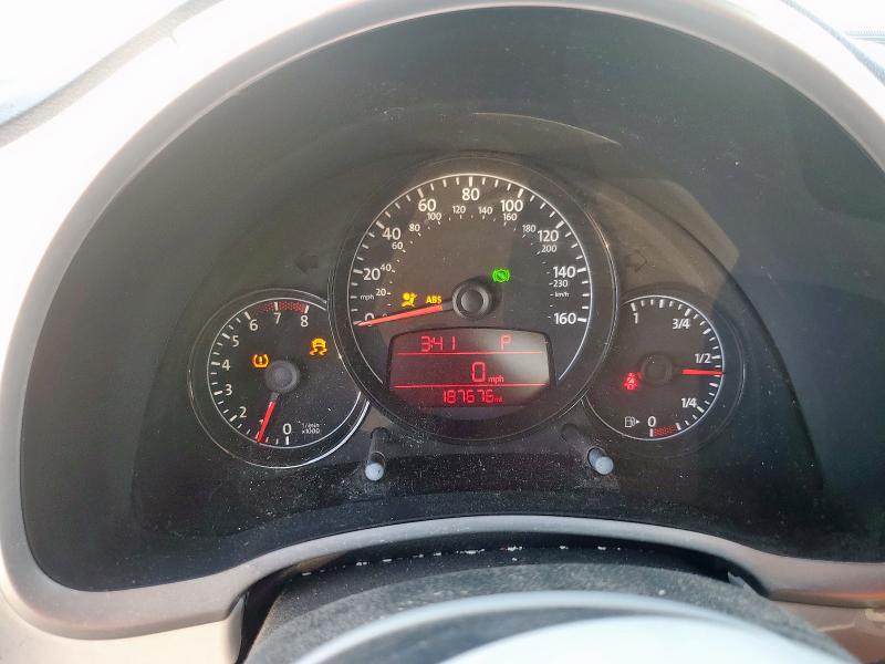 3VWJX7AT1CM659253 - 2012 VOLKSWAGEN BEETLE 白色 照片 9