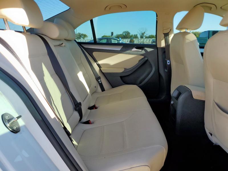 3VWDB7AJ3JM227741 - 2018 VOLKSWAGEN JETTA SE თეთრი ფოტო 10