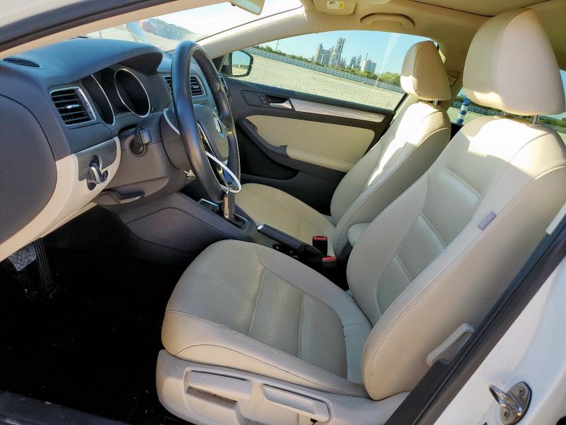 3VWDB7AJ3JM227741 - 2018 VOLKSWAGEN JETTA SE თეთრი ფოტო 7