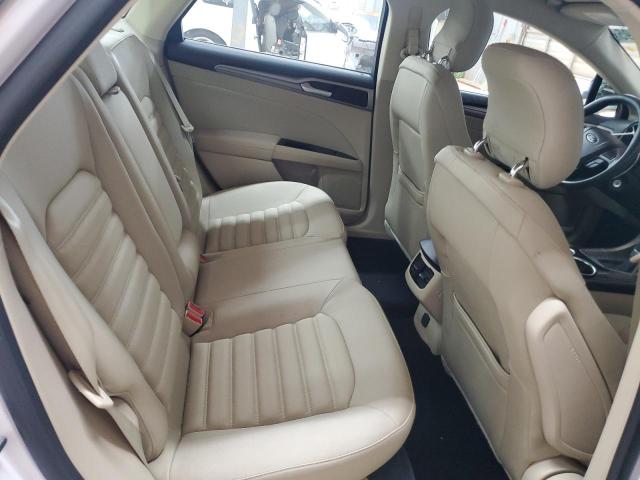 3FA6P0H71DR356055 - 2013 FORD FUSION SE WHITE photo 10