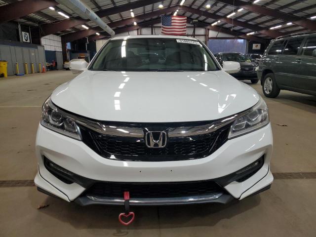 1HGCR3F88HA029447 - 2017 HONDA ACCORD EXL WHITE photo 5