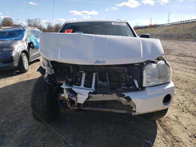 1J8GR48K17C661183 - 2007 JEEP GRAND CHER LAREDO WHITE photo 5