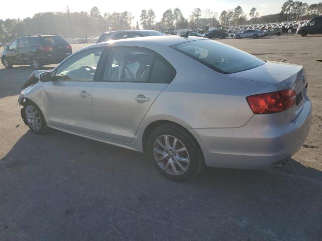 3VWDX7AJ6BM341462 - 2011 VOLKSWAGEN JETTA SE SILVER photo 2
