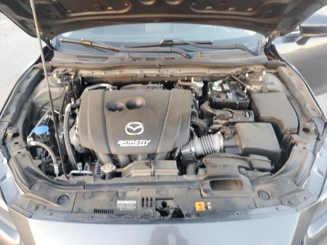 3MZBN1W3XJM272620 - 2018 MAZDA 3 GRAND TOURING ნაცრისფერი ფოტო 11