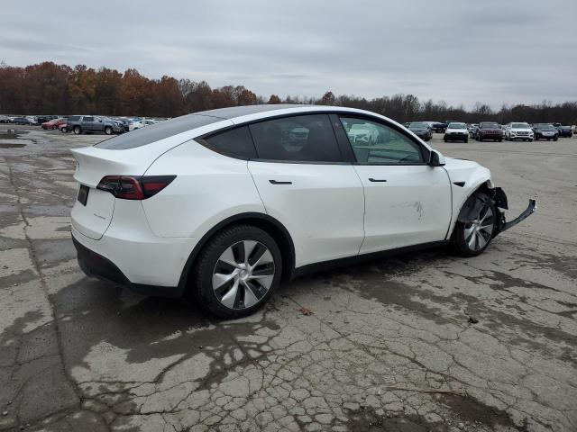 5YJYGAEE2MF194160 - 2021 TESLA MODEL Y WHITE photo 3