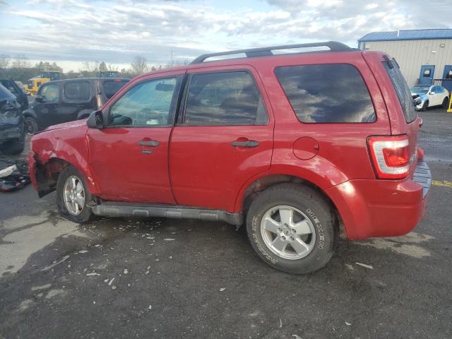 1FMCU9DG0BKB43496 - 2011 FORD ESCAPE XLT წითელი ფოტო 2