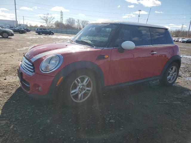 2013 MINI COOPER, 