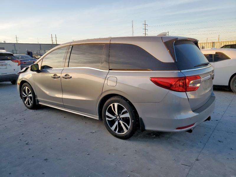 5FNRL6H94JB103767 - 2018 HONDA ODYSSEY ELITE Күміс фото 2