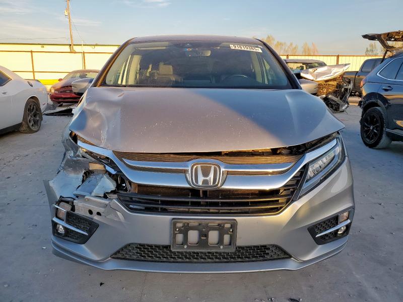 5FNRL6H94JB103767 - 2018 HONDA ODYSSEY ELITE Күміс фото 5