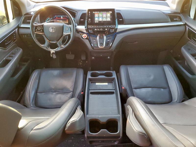 5FNRL6H94JB103767 - 2018 HONDA ODYSSEY ELITE Күміс фото 8