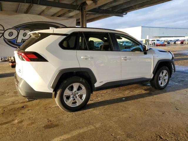 2T3RWRFV6MW118939 - 2021 TOYOTA RAV4 XLE WHITE photo 3