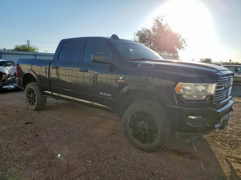 3C6UR5FL3MG658281 - 2021 RAM 2500 LARAMIE შავი ფოტო 4