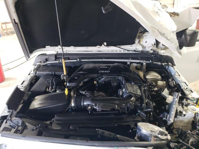 1C4HJXEG4JW175106 - 2018 JEEP WRANGLER U SAHARA Սպիտակ լուսանկար 12