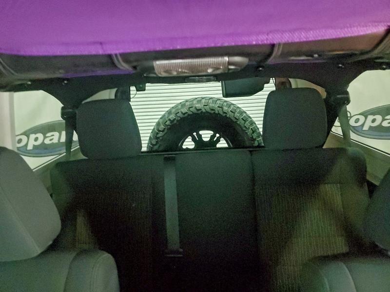 1C4BJWEG4CL120370 - 2012 JEEP WRANGLER U SAHARA BLACK photo 10