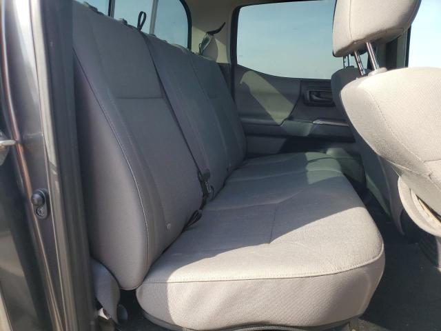3TMCZ5AN3JM145445 - 2018 TOYOTA TACOMA DOUBLE CAB GRAY photo 10
