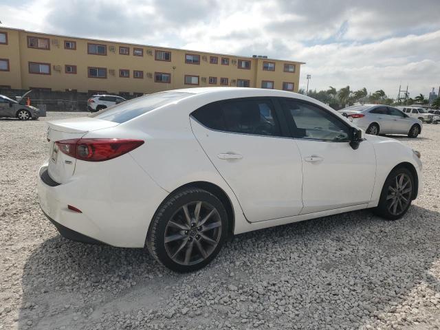 3MZBN1V35JM221821 - 2018 MAZDA 3 TOURING WHITE photo 3