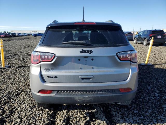 3C4NJDBB2JT401806 - 2018 JEEP COMPASS LATITUDE Gri fotoğraf 6