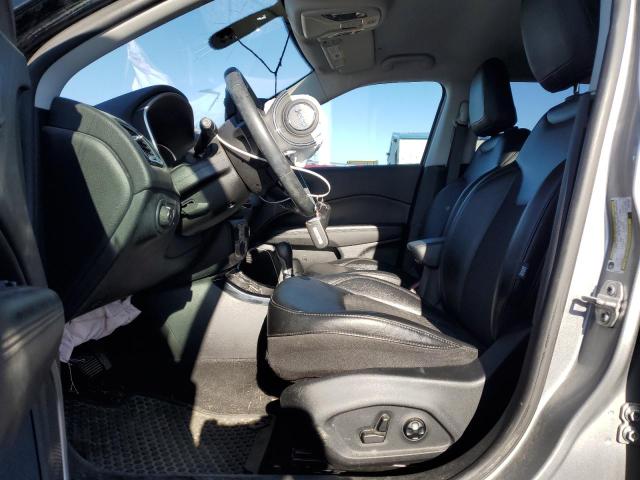 3C4NJDBB2JT401806 - 2018 JEEP COMPASS LATITUDE Gri fotoğraf 7