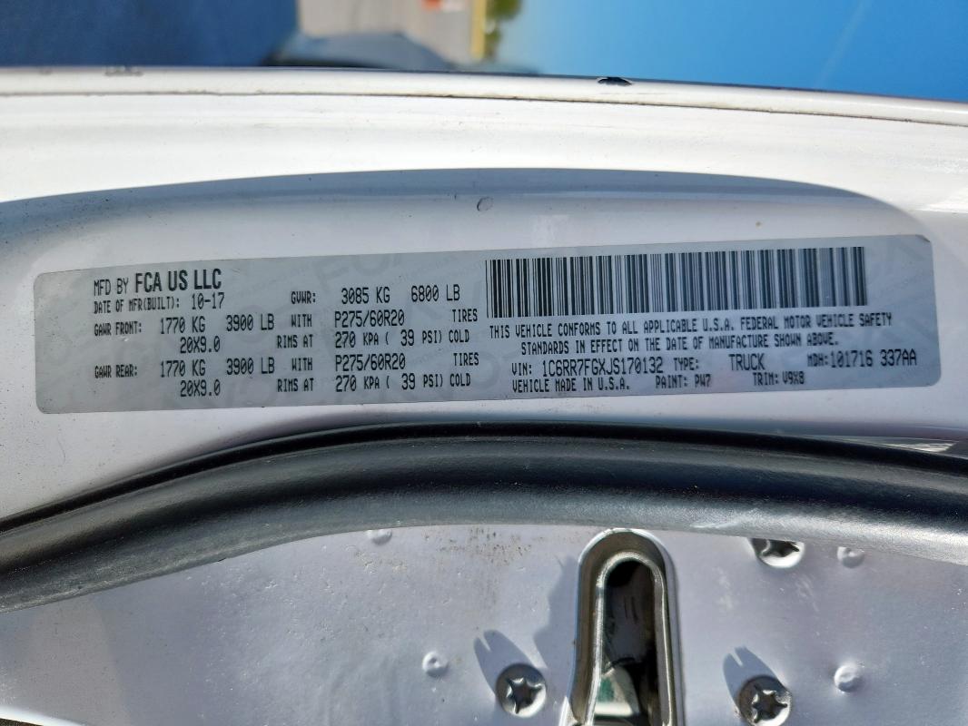 1C6RR7FGXJS170132 - 2018 RAM 1500 ST WHITE photo 13