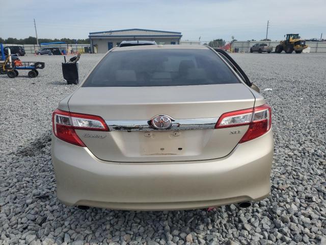 4T1BK1FKXCU011758 - 2012 TOYOTA CAMRY SE 金色 照片 6