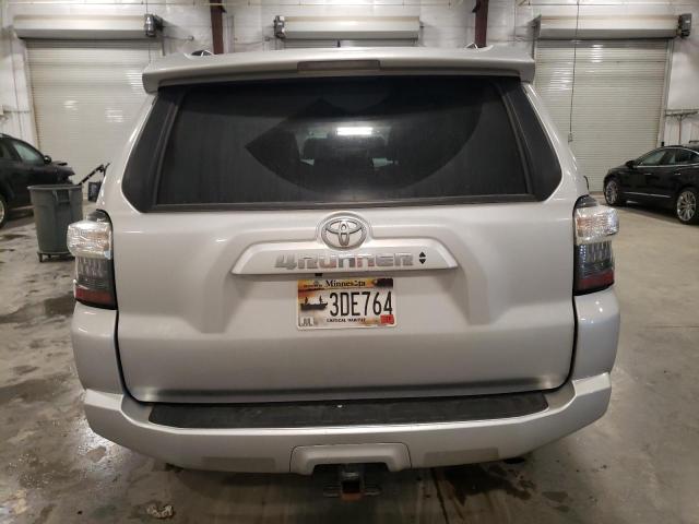 JTENU5JR9N6052392 - 2022 TOYOTA 4RUNNER SR5/SR5 PREMIUM ვერცხლისფერი ფოტო 6