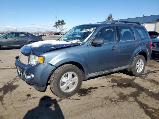 2010 FORD ESCAPE XLS, 