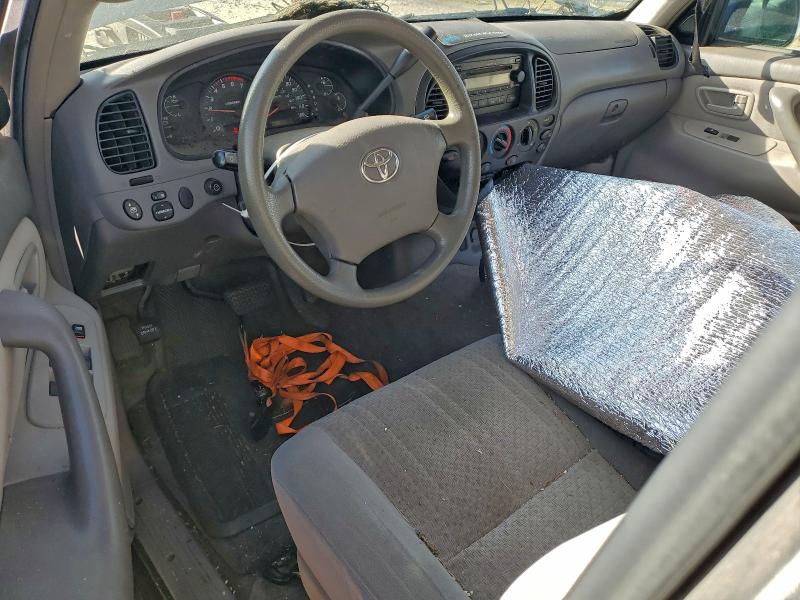 5TBDT44145S470015 - 2005 TOYOTA TUNDRA DOUBLE CAB SR5 SILVER photo 8