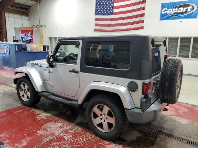 1J4FA54198L566573 - 2008 JEEP WRANGLER SAHARA SILVER photo 2