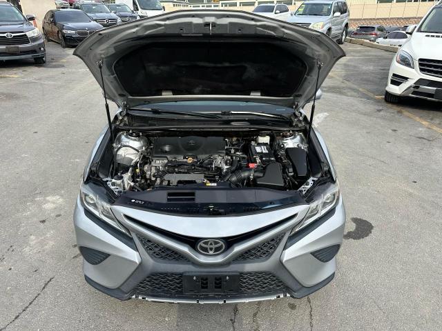 4T1B11HK5KU225944 - 2019 TOYOTA CAMRY L SILVER photo 8