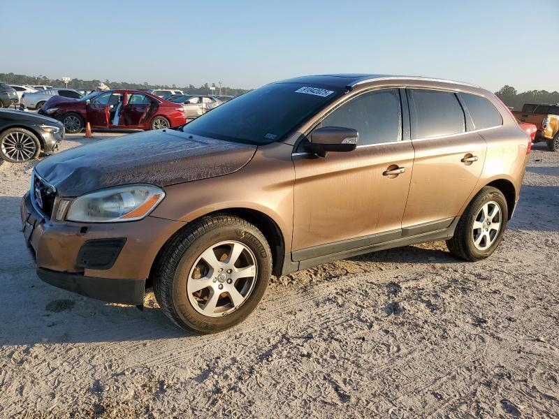 2011 VOLVO XC60 3.2, 