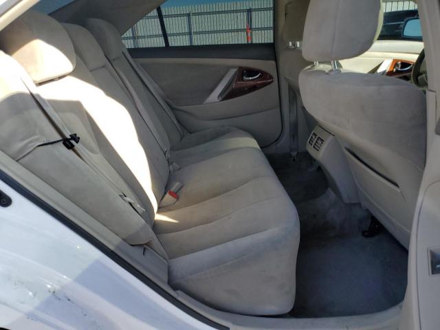 4T1BE46K89U836389 - 2009 TOYOTA CAMRY BASE WHITE photo 10