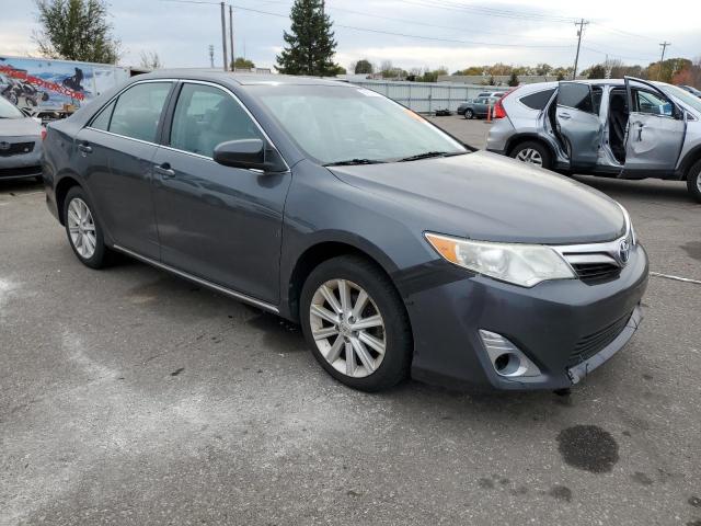 4T1BK1FKXCU001750 - 2012 TOYOTA CAMRY SE GRAY photo 4