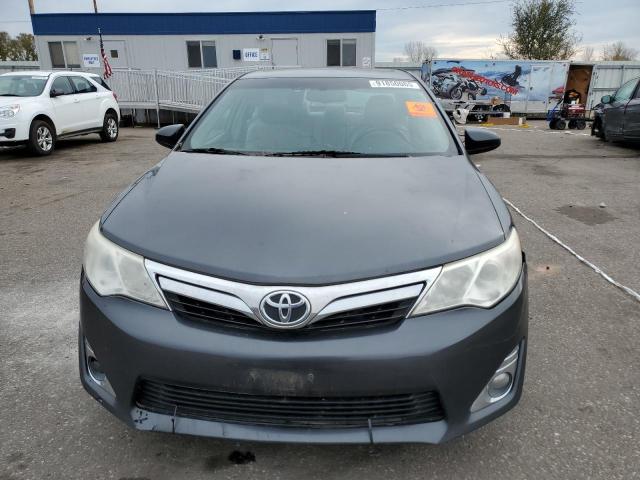 4T1BK1FKXCU001750 - 2012 TOYOTA CAMRY SE GRAY photo 5