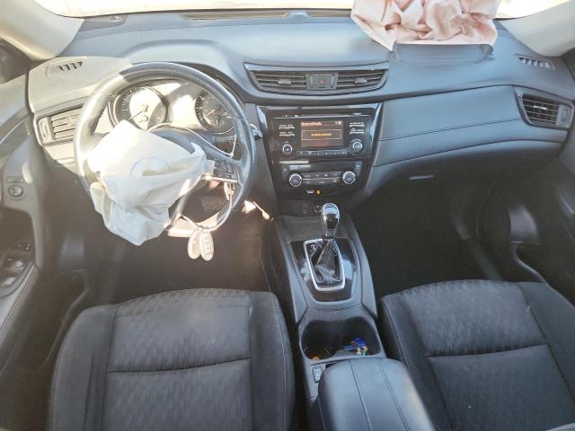 KNMAT2MV2HP572512 - 2017 NISSAN ROGUE S CHARCOAL photo 8