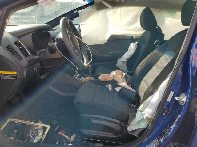 3KPFK4A73JE176508 - 2018 KIA FORTE LX BLUE photo 7