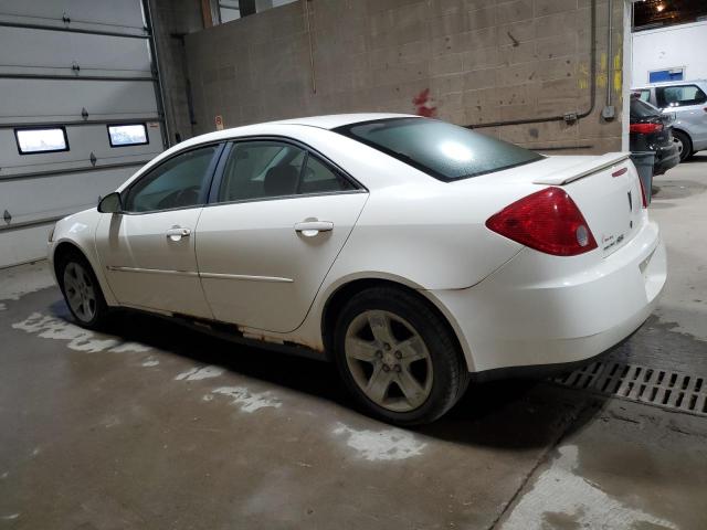 1G2ZG58B374225672 - 2007 PONTIAC G6 BASE Biały zdjęcie 2