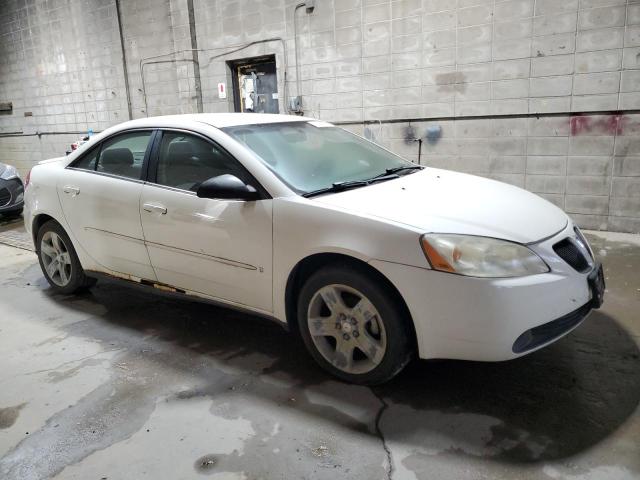 1G2ZG58B374225672 - 2007 PONTIAC G6 BASE Biały zdjęcie 4