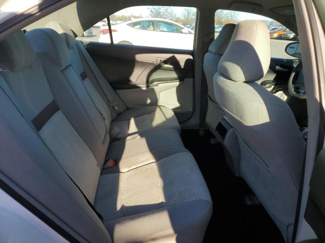 4T4BF1FK7CR272307 - 2012 TOYOTA CAMRY BASE WHITE photo 10