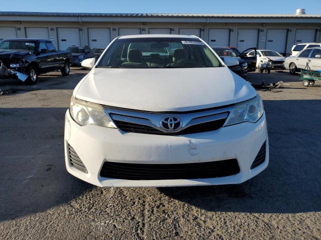 4T4BF1FK7CR272307 - 2012 TOYOTA CAMRY BASE WHITE photo 5
