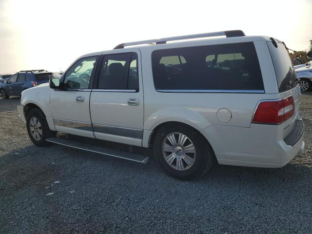 5LMFL27587LJ17311 - 2007 LINCOLN NAVIGATOR L WHITE photo 2