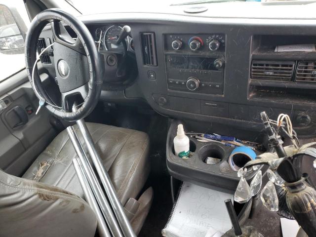 1GCFG15X581109660 - 2008 CHEVROLET EXPRESS G1 白色 照片 8