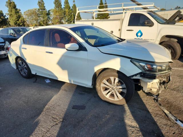 1HGCR2F34DA218444 - 2013 HONDA ACCORD LX WHITE photo 4