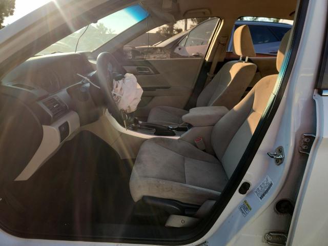 1HGCR2F34DA218444 - 2013 HONDA ACCORD LX WHITE photo 7