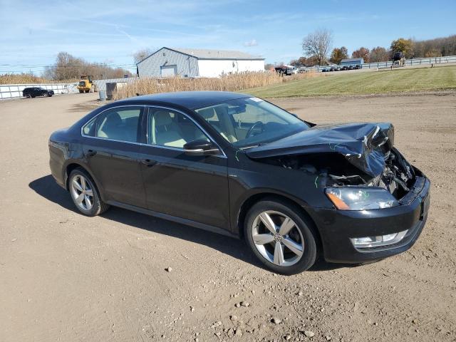 1VWAS7A34FC105452 - 2015 VOLKSWAGEN PASSAT S Siyah fotoğraf 4