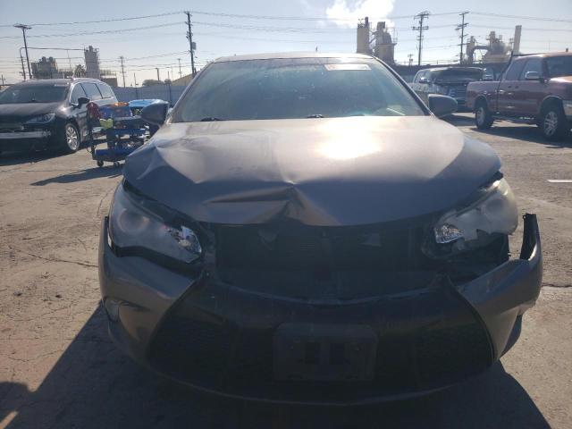 4T1BF1FK3HU405176 - 2017 TOYOTA CAMRY LE GRAY photo 5