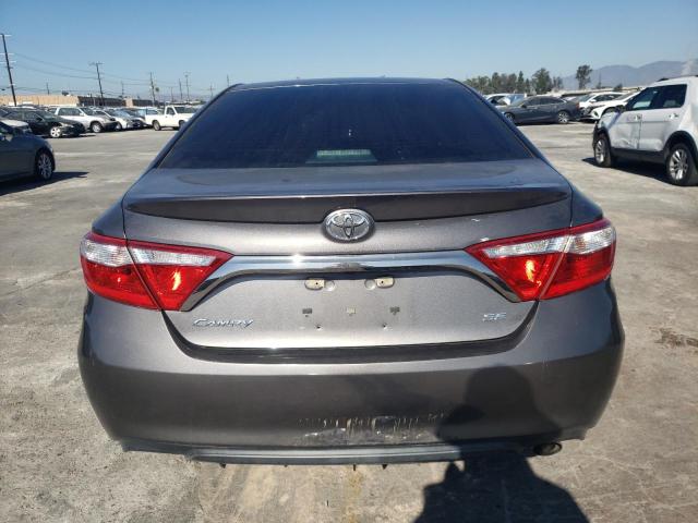 4T1BF1FK3HU405176 - 2017 TOYOTA CAMRY LE GRAY photo 6