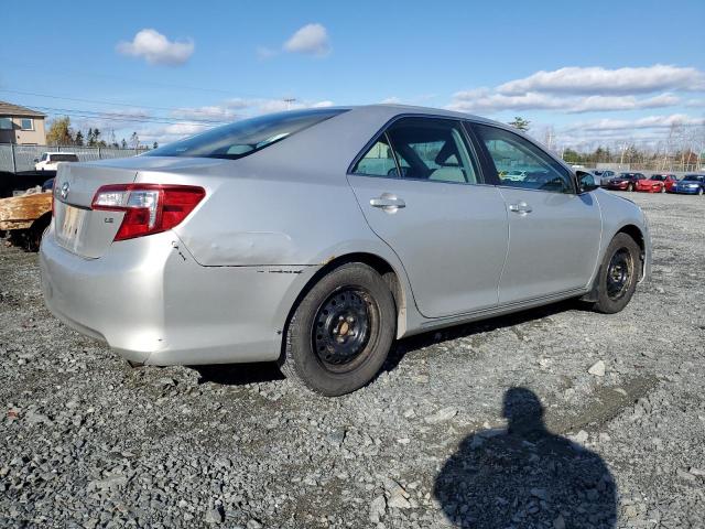 4T1BF1FK6CU522596 - 2012 TOYOTA CAMRY BASE SILVER photo 3