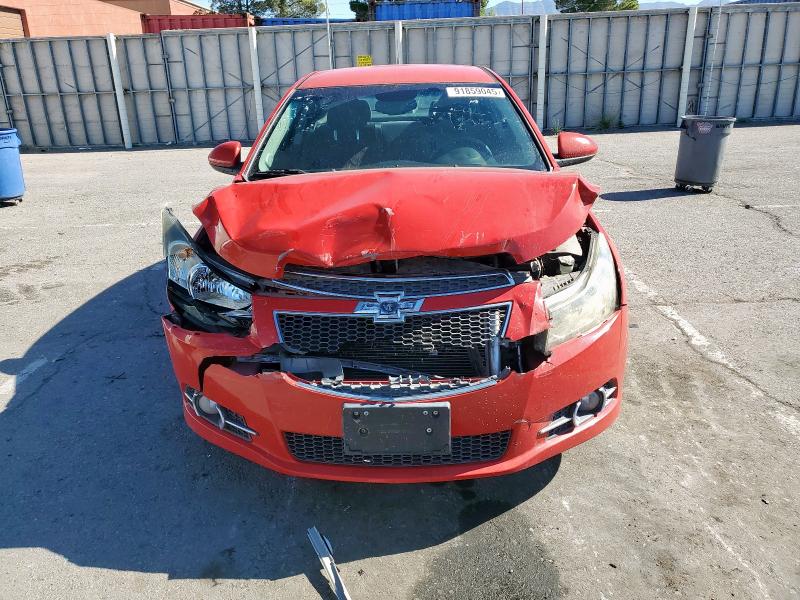 1G1PC5SB2D7274551 - 2013 CHEVROLET CRUZE LT أحمر صورة 5