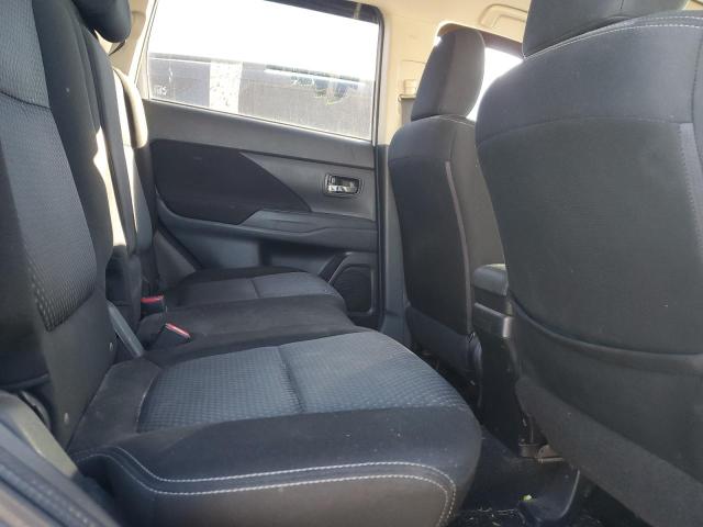 JA4AZ3A31GZ042097 - 2016 MITSUBISHI OUTLANDER SE GRAY photo 11